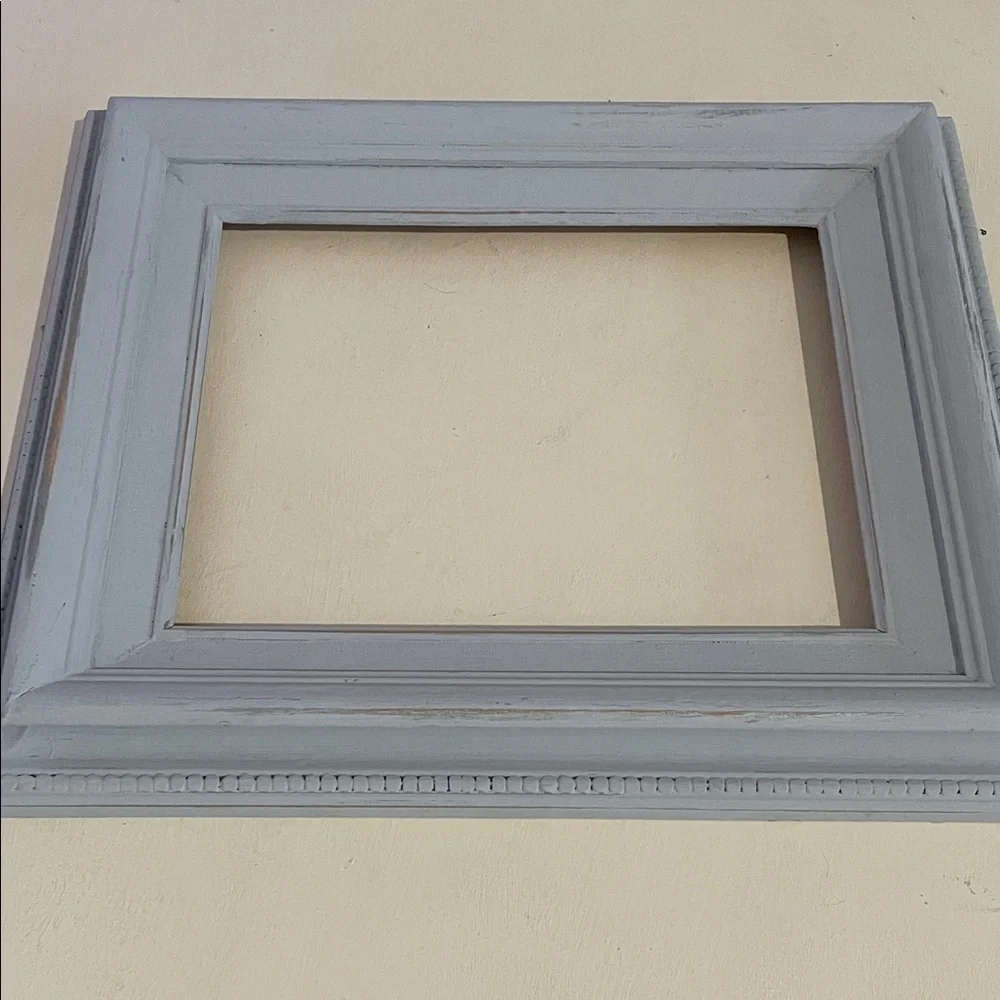 Distressed farmhouse  Gray wood  Picture Frame